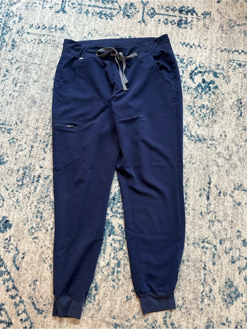 Figs Navy Zamora scrub pants medium
